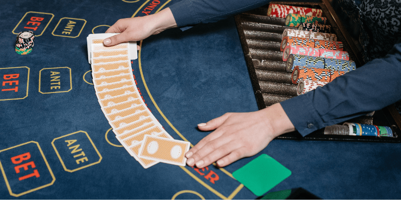 TRANG CHỦ Baccarat là trò chơi được nhiều người tham gia nhất